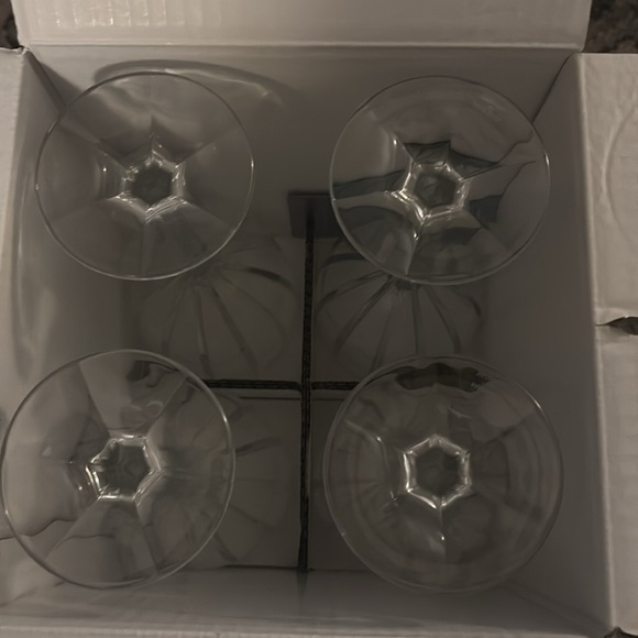 New in box Marquis Omega wine glasses (011) - Picture 2 of 3